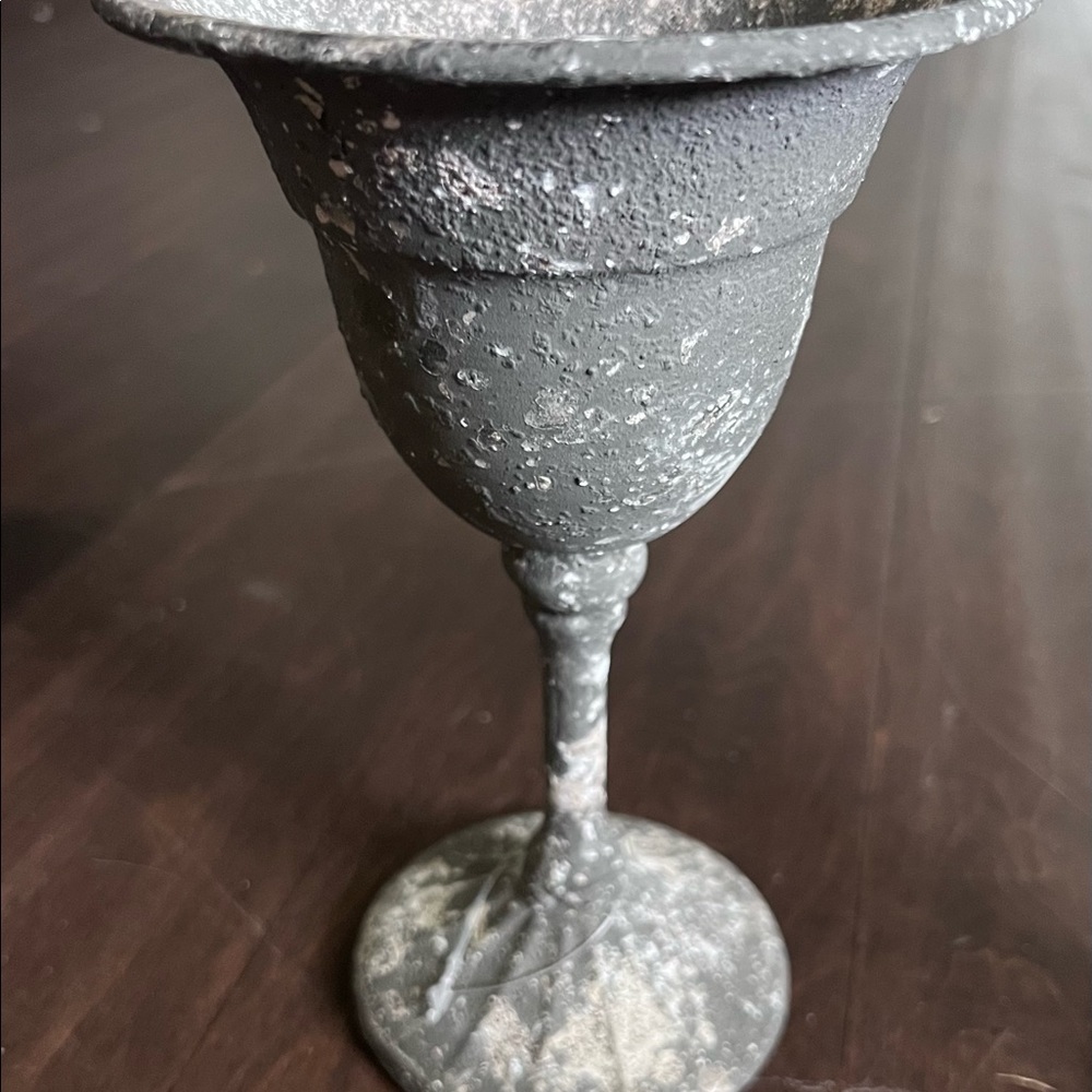Antique grey finish metal urn/vase